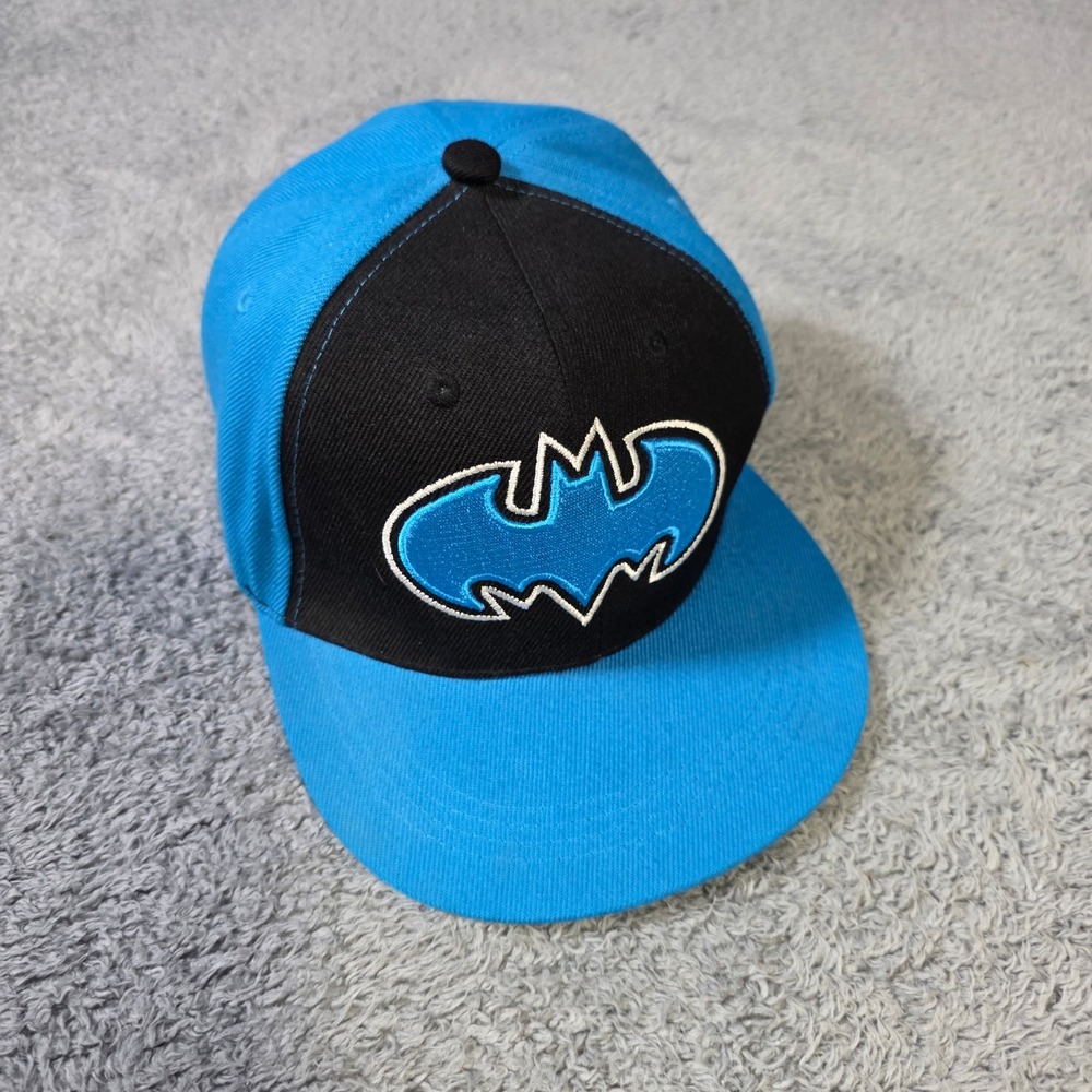 Six Flags Unisex OSFM Snapback Hat Blue Black Batman Embroidered Flat Brim Cap